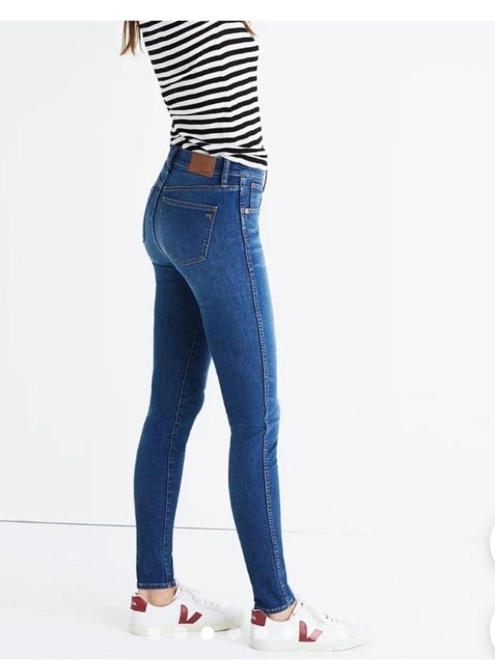 Madewell Mid-Rise Skinny Jeans — Size 29 - Picture 2 of 9